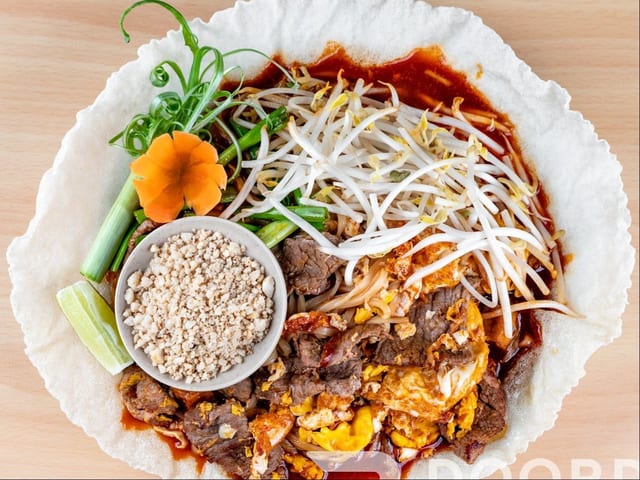 70. Pad-Thai Lunch.