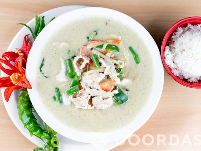 63. Green Curry Lunch.